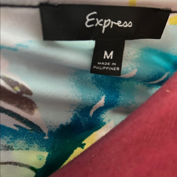 Express Multicolor Abstract Print Blouse - Picture 2 of 5